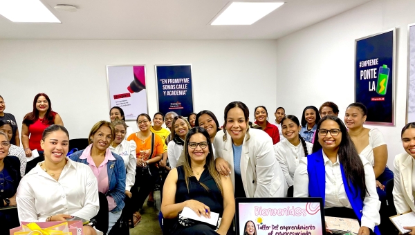 Promipyme imparte taller con motivo Día Nacional del Emprendedor